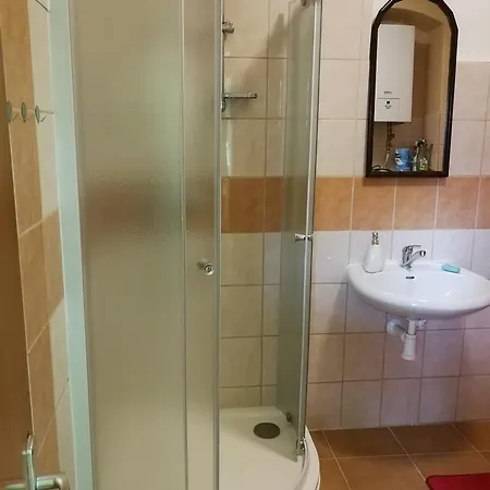 Libertas Vendégház 4*